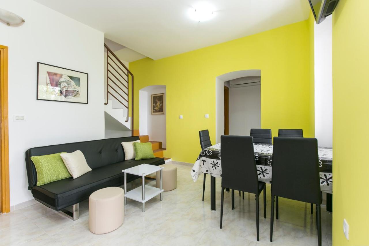 Ferienwohnung Relax Ravni Exterior foto