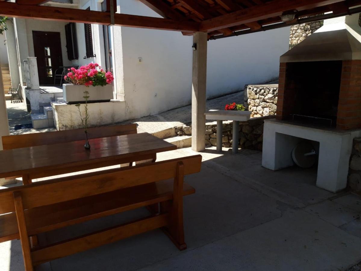 Ferienwohnung Relax Ravni Exterior foto